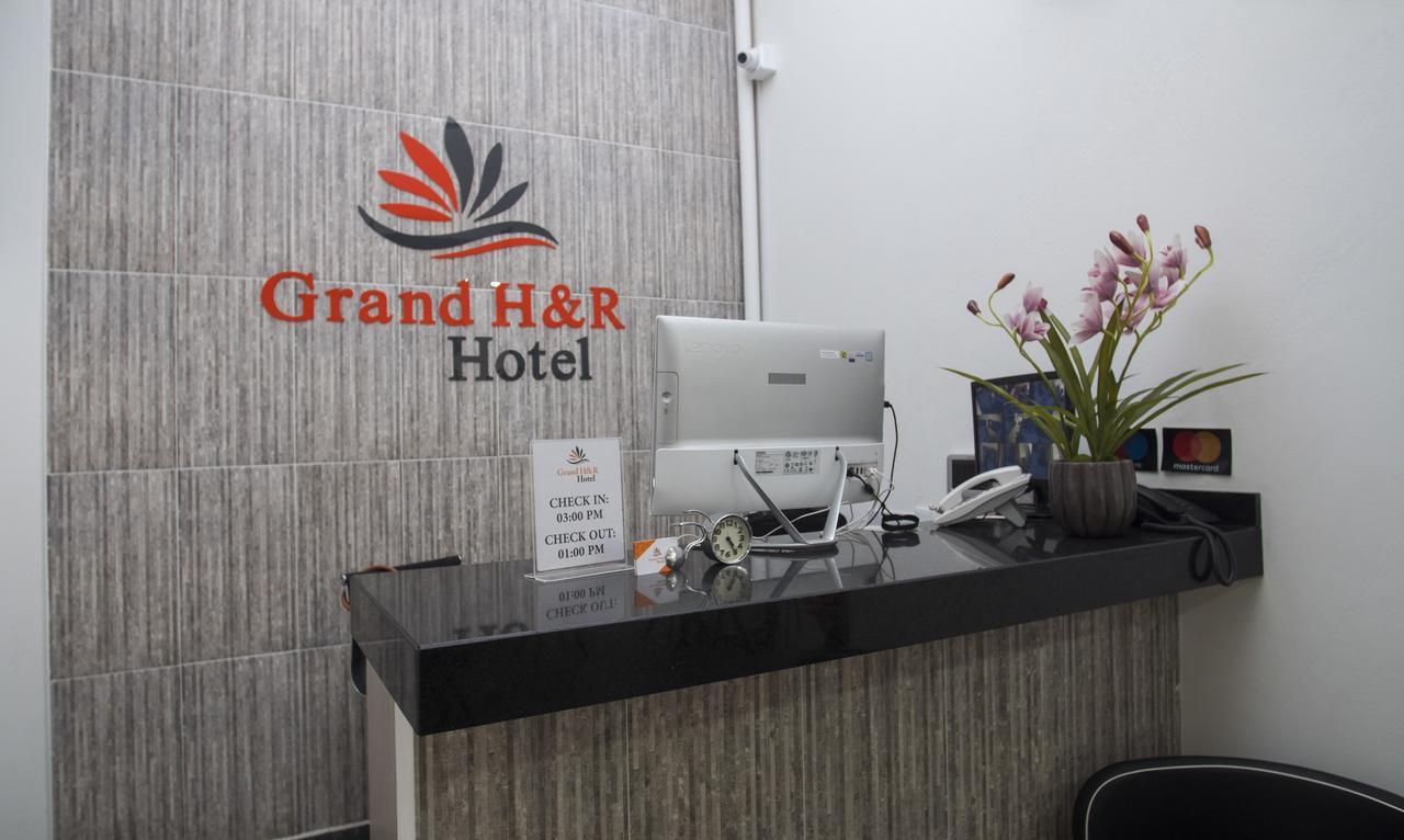 Hotel Grand H&R Villeta Exterior photo